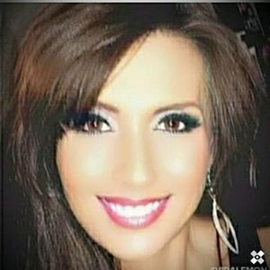 Meet your Posher, Julie